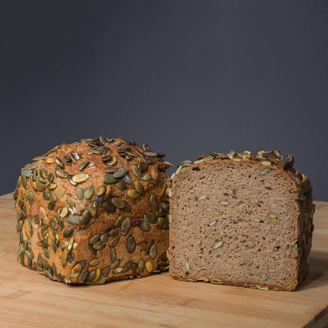 Emmer-Dinkel mit Kürbiskernen